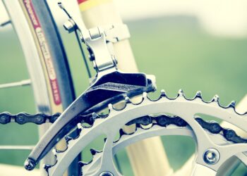 Decoding the Influence of Technology & AI on Modern Property Management