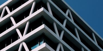 Current Trends and Developments in International Property Markets: An Analysis