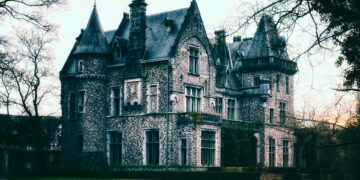 Why Global Luxury Property Markets Are Changing Faster Than Most People Realise